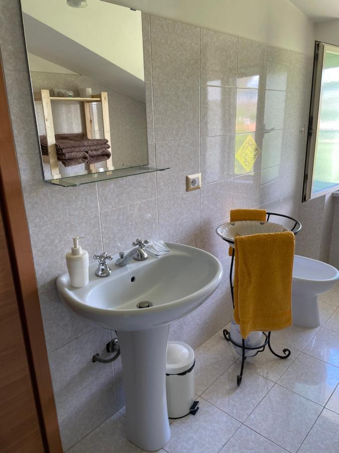 B & B Casal Pereto 발몬토네 외부 사진